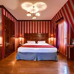 Pantheon 4* Paris