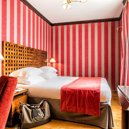 Panthéon Hotel 4*