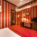 Pantheon Hotel