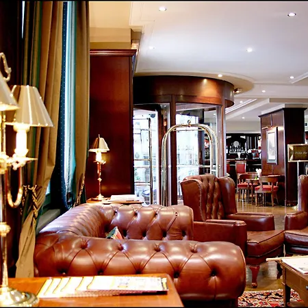 Pantheon 4* Paris