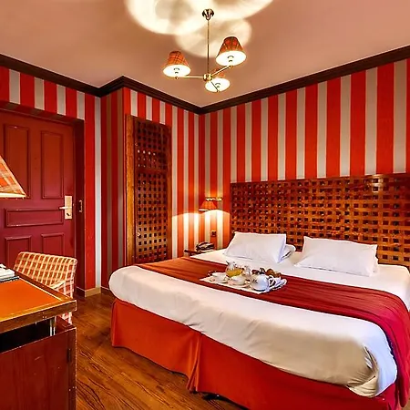 Hotel Pantheon Paris