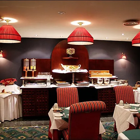 Pantheon Hotel