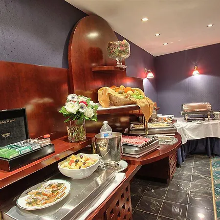 Hotel Pantheon 4*