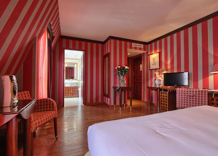 Hotel Pantheon 4*