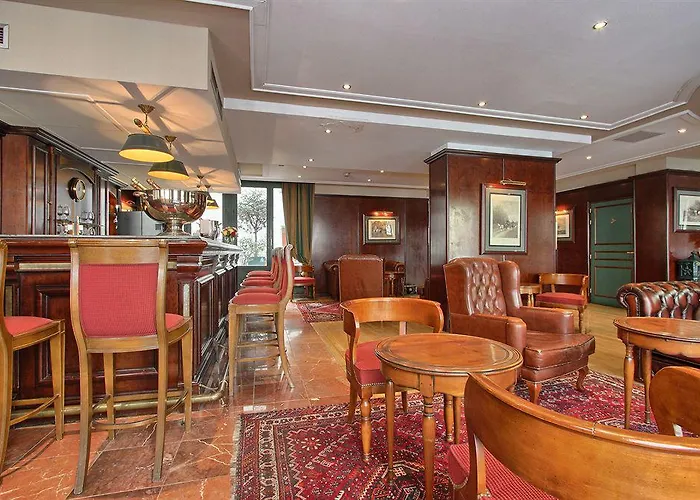 Pantheon Hotel Paris