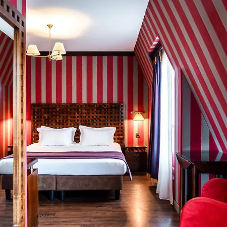 Hotel Panthéon 4*