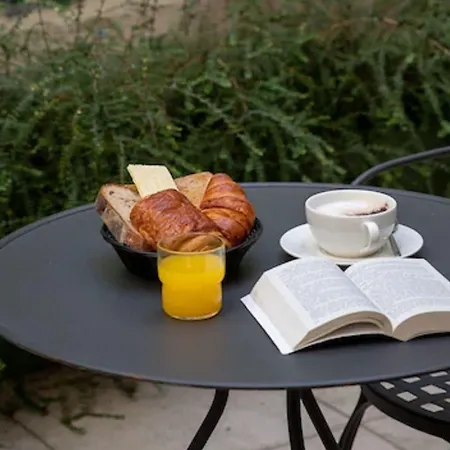 Hotel Panthéon Parigi
